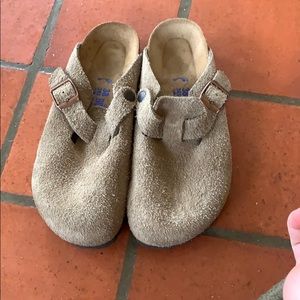 Never worn Birkenstock clogs